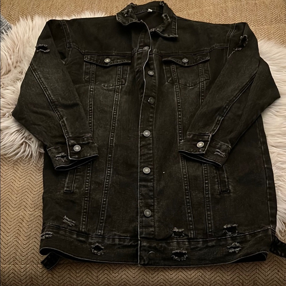 Men's Black Distressed Denim Jacket